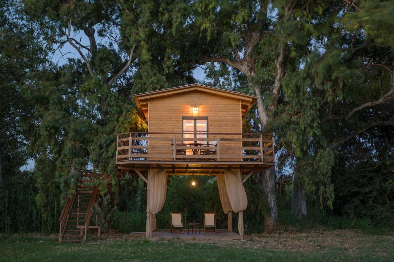 River Treehouse Лаганас Екстер'єр фото