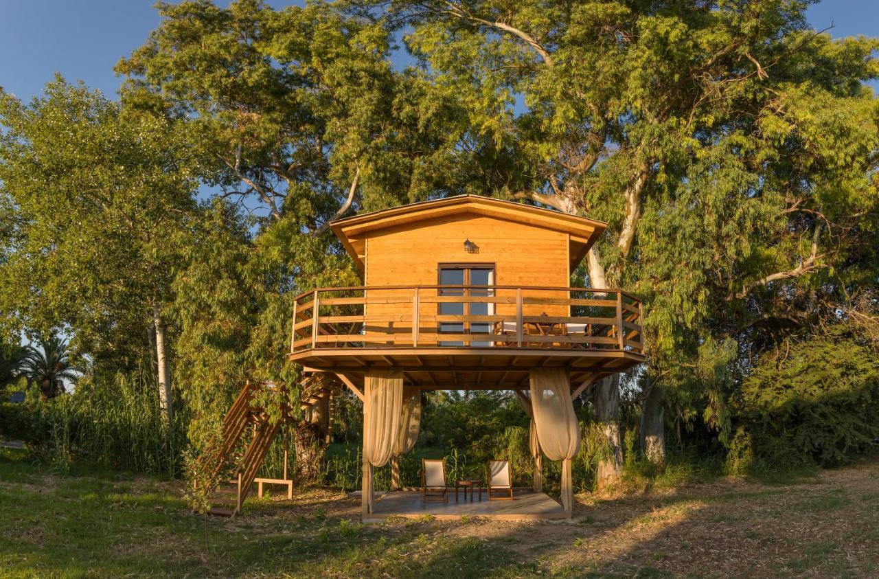 River Treehouse Лаганас Екстер'єр фото